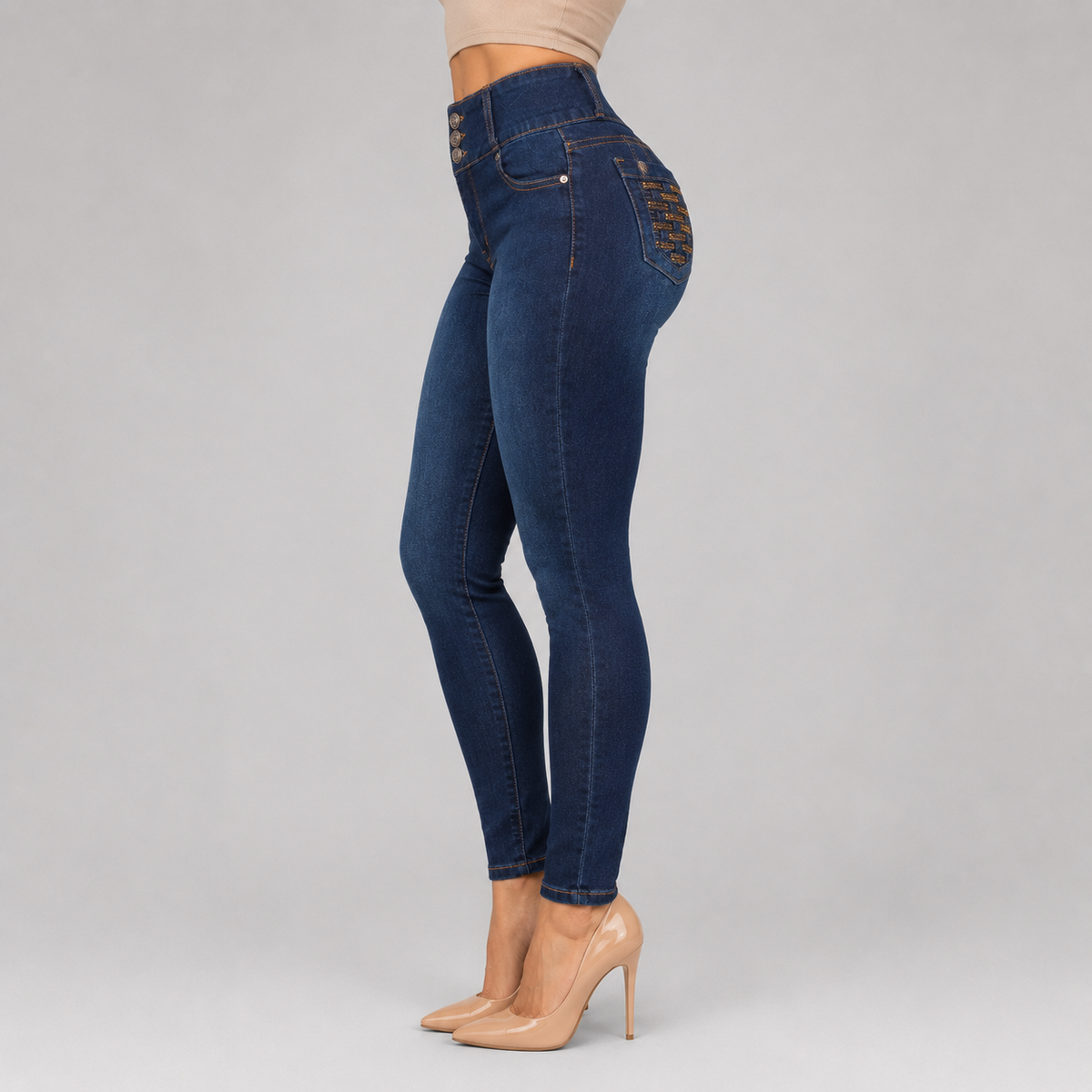 BS652